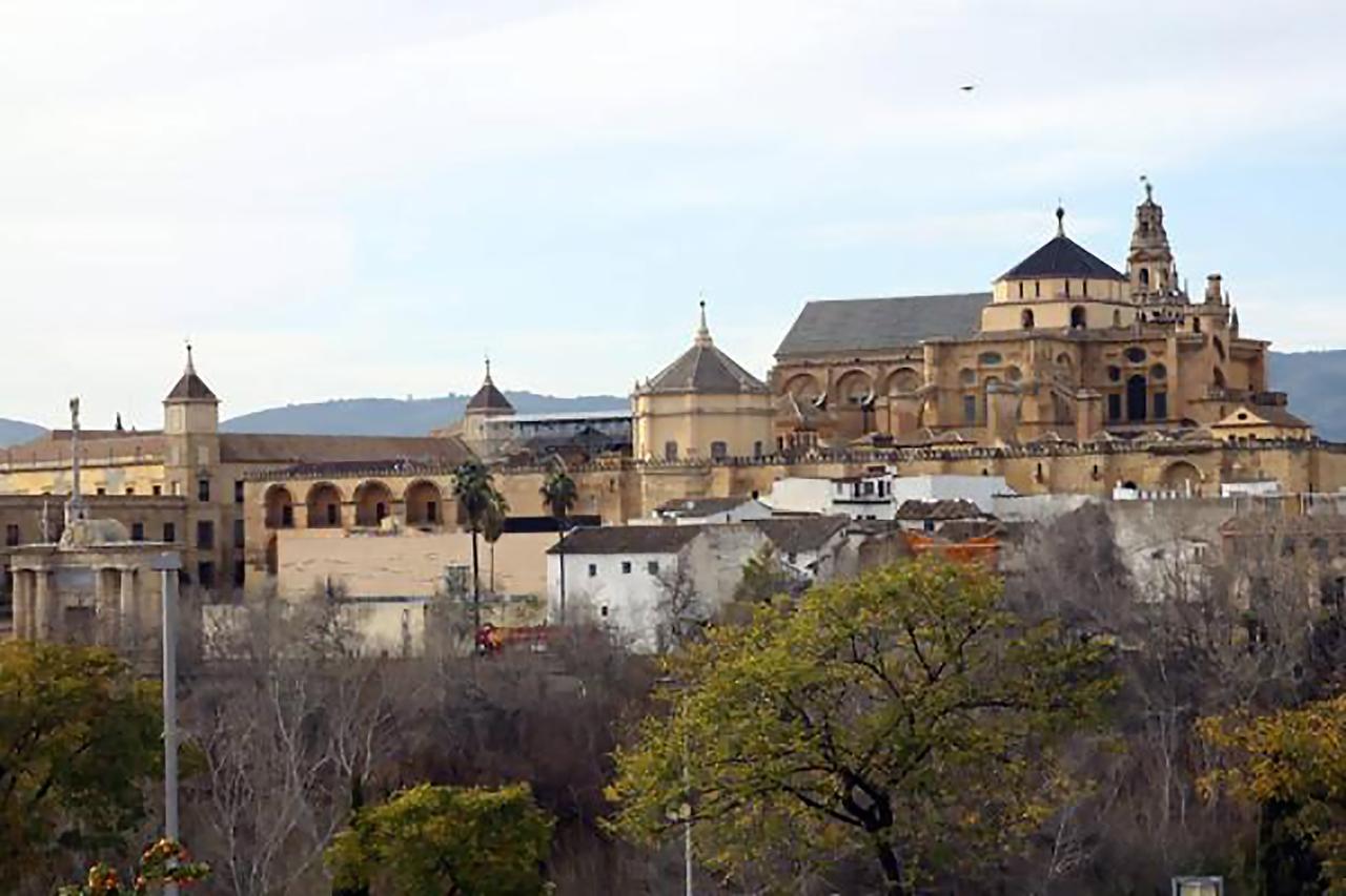 Apartamentos Turisticos Cordoba Califal Luaran gambar